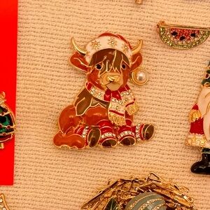 Fun Festive Holiday Brooch Pins Christmas Easter Crafts Wear